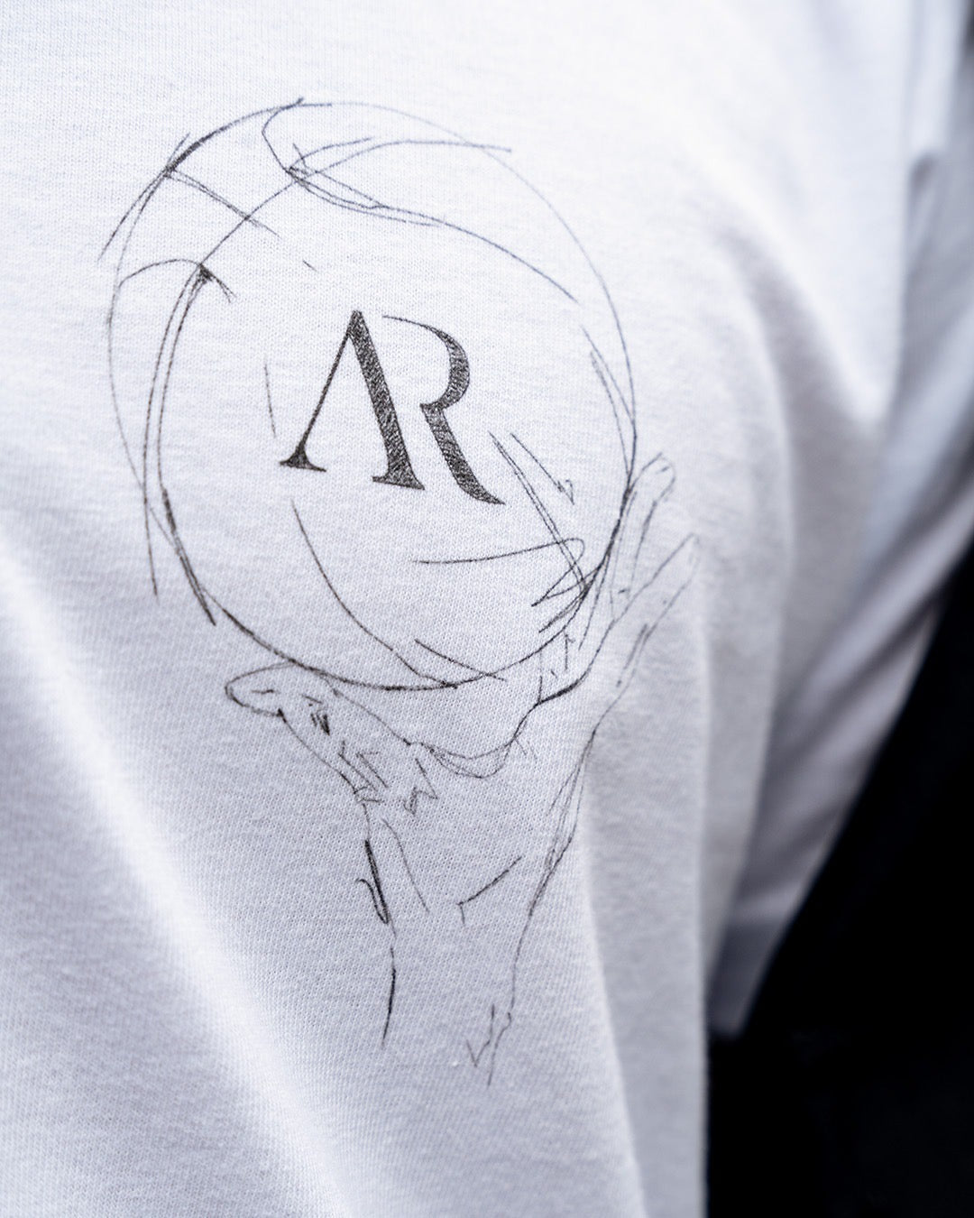 AR JORDAN SKETCH TEE