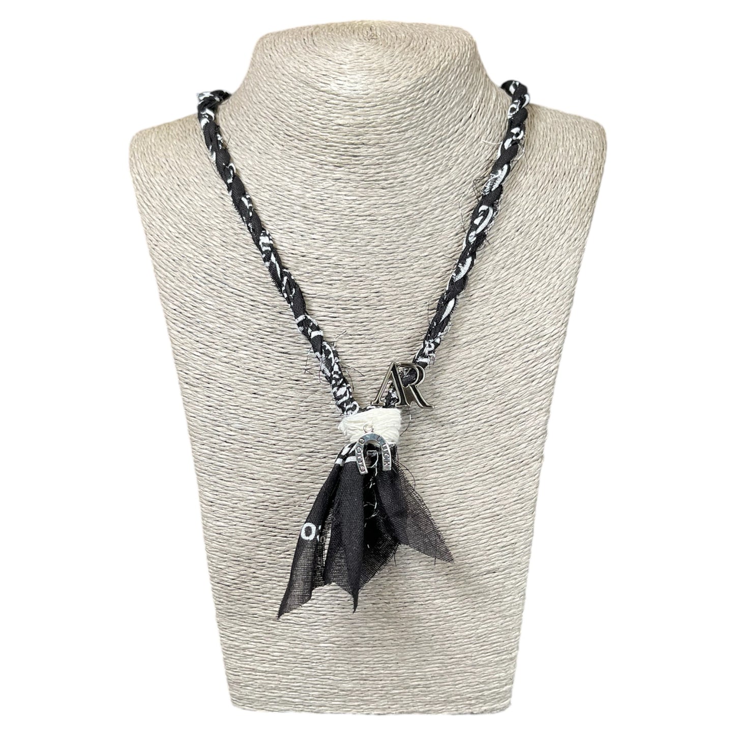 NECKLACE BLACK BANDANA GOOD LUCK