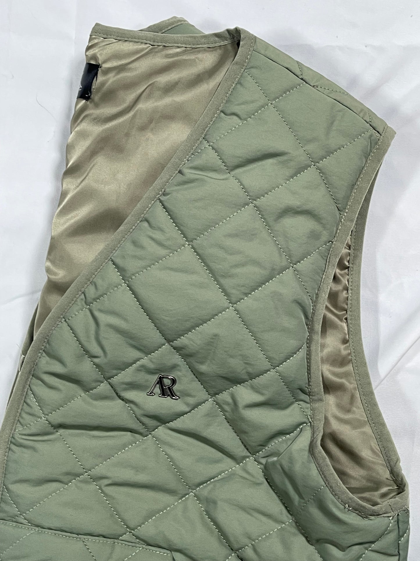 AR GILET OLIVE