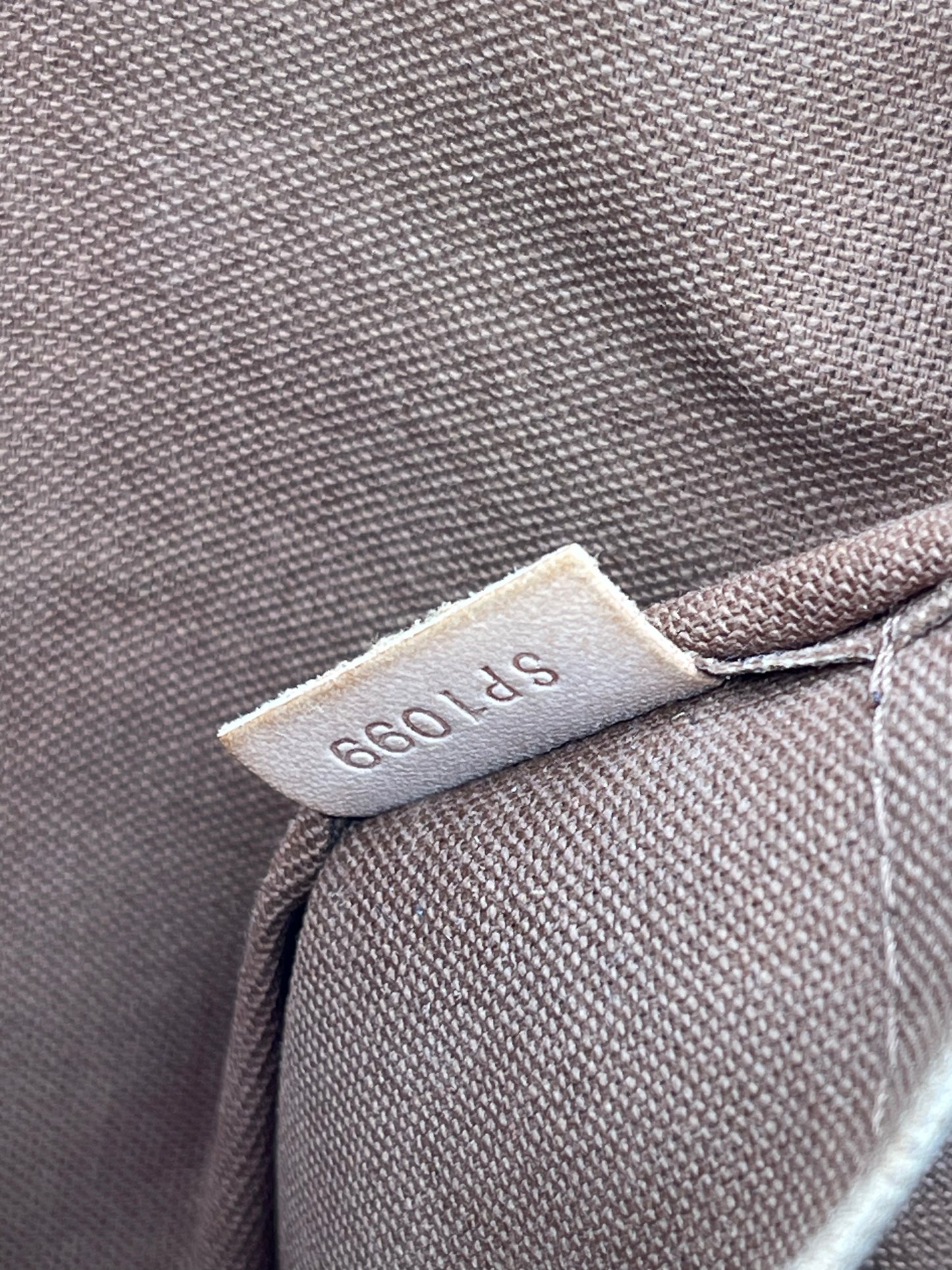 Louis Vuitton Tivoli GM monogram usata